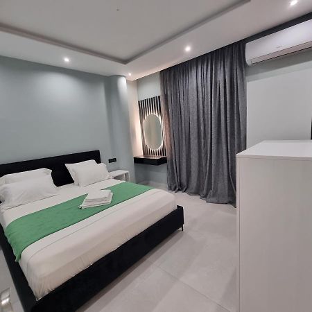 Vacation Home Near The Sea Durres Bagian luar foto