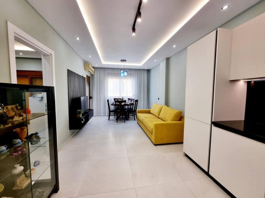 Vacation Home Near The Sea Durres Bagian luar foto